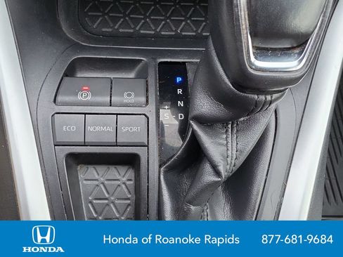 Used 2019 Toyota RAV4 XLE Premium FWD image 27