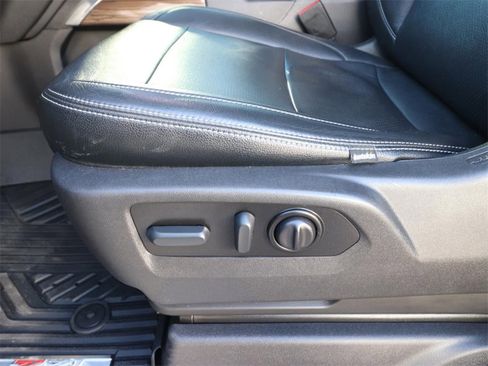 Used 2022 Chevrolet Silverado 1500 LT Trail Boss image 16