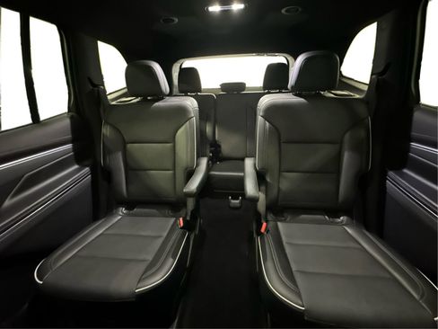 Certified 2025 Buick Enclave Preferred image 14