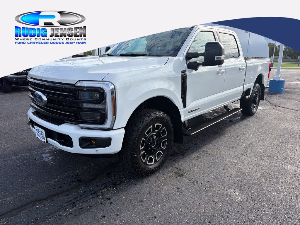 Used 2025 Ford F250 Platinum AWD/4WD image 1
