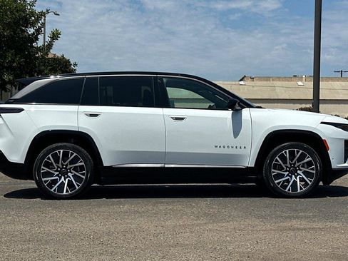 New 2025 Jeep Wagoneer S Limited image 3