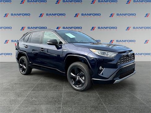 Used 2020 Toyota RAV4 XSE w/ XSE Grade Weather Package image 7