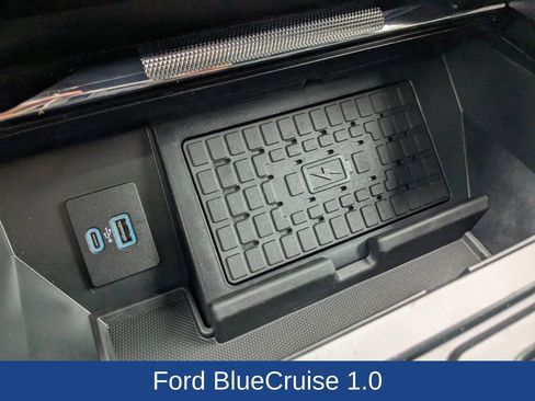 Certified 2023 Ford F150 Platinum w/ Equipment Group 701A High image 26