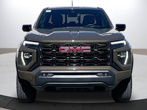 Used 2023 GMC Canyon Elevation w/ Elevation Premium Package image 3