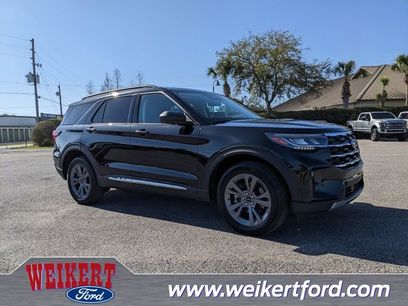 Used 2025 Ford Explorer Active w/ Active Comfort Package