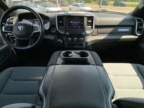 Used 2021 RAM 1500 Big Horn AWD/4WD image 17
