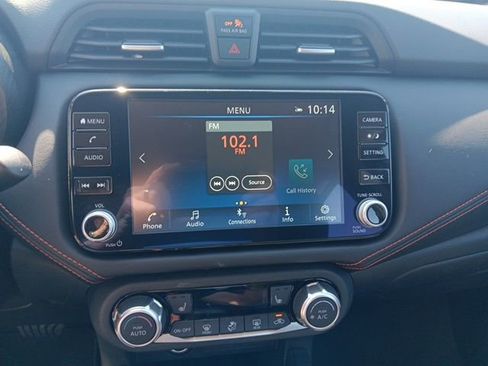 New 2025 Nissan Versa SR w/ Trunk Package image 15