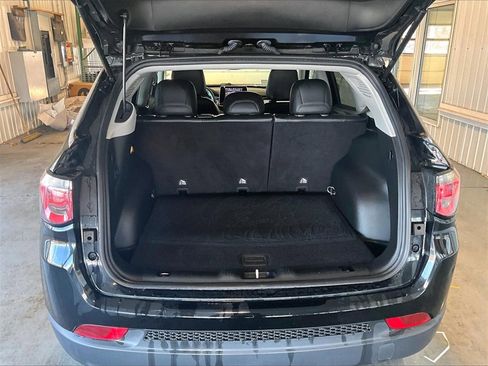 Used 2022 Jeep Compass Latitude w/ Convenience Group image 34