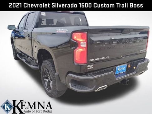 Used 2021 Chevrolet Silverado 1500 Custom Trail Boss image 3