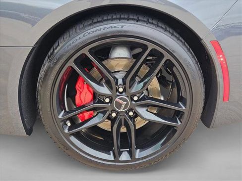 Used 2014 Chevrolet Corvette Stingray Convertible w/ 3LT Preferred Equipment Group RWD image 21