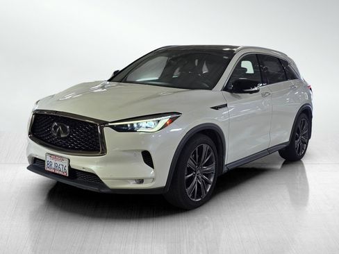 Used 2020 INFINITI QX50 Essential w/ Edition 30 Package FWD image 3