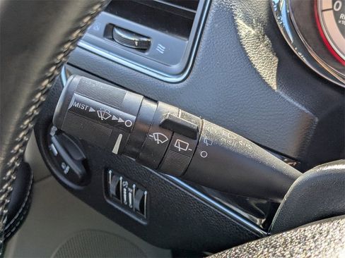 Used 2019 Dodge Grand Caravan SXT w/ Driver Convenience Group image 28