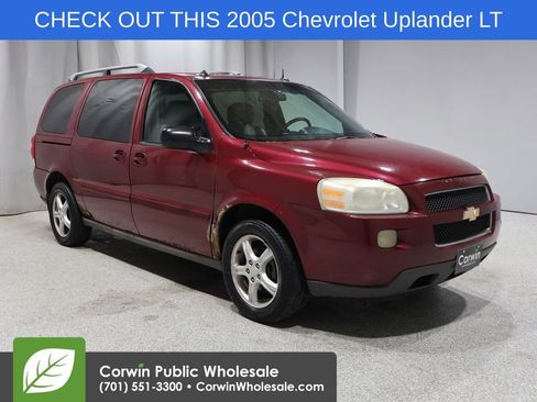 Used 2005 Chevrolet Uplander LT w/ Premium Seating Package image 1