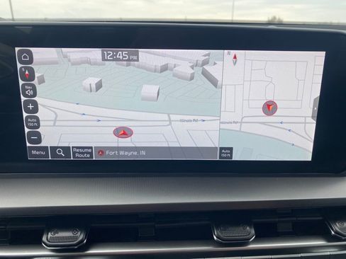 Used 2025 Kia Telluride S image 26