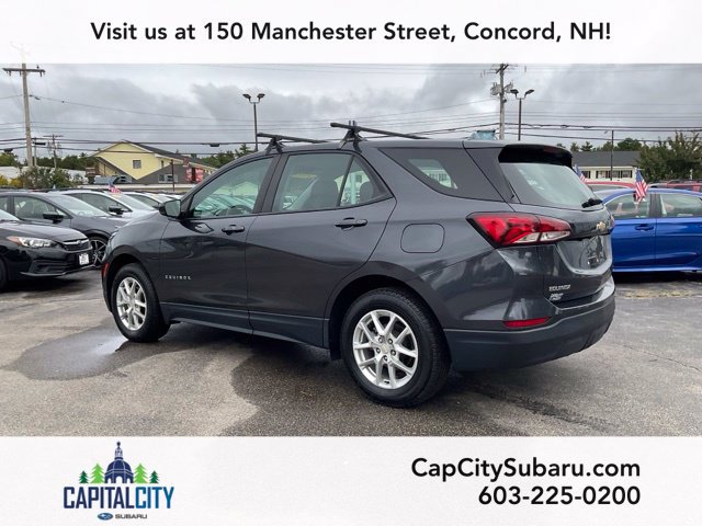 Used 2022 Chevrolet Equinox LS w/ LPO, Floor Liner Package AWD/4WD image 4