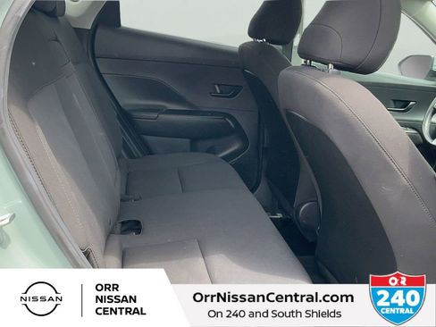 Used 2025 Hyundai Kona SEL AWD/4WD image 12