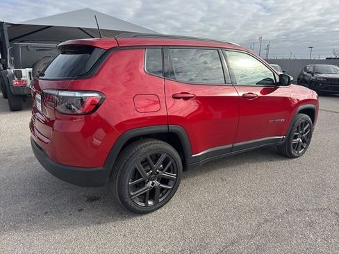 New 2026 Jeep Compass Latitude image 6