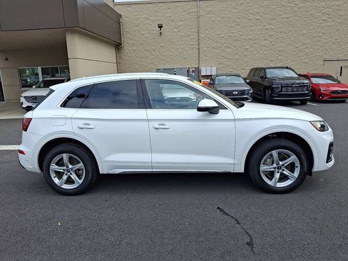 Used 2023 Audi Q5 2.0T Premium w/ Convenience Package AWD/4WD image 7