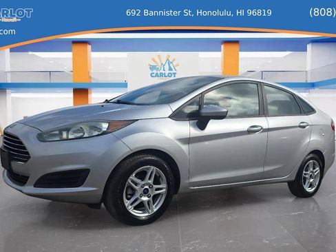 Used 2018 Ford Fiesta SE image 7