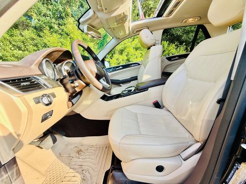 Used 2016 Mercedes-Benz GLE 350 4MATIC w/ Premium Package image 55