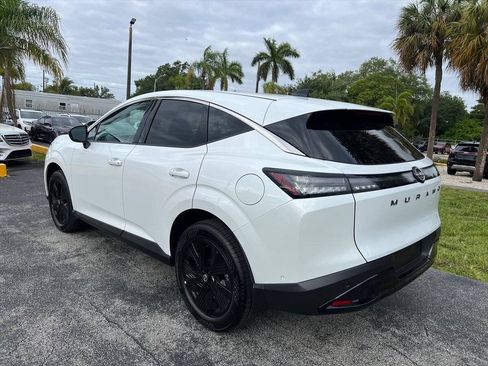 Used 2025 Nissan Murano SV FWD image 7