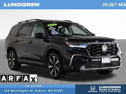 Used 2025 Honda Pilot Elite