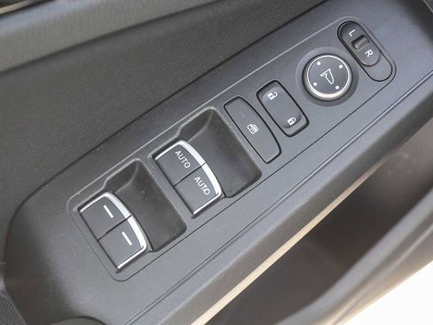 Used 2023 Honda Civic EX image 21