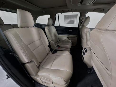 Certified 2021 Honda Pilot Elite image 30