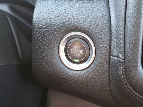 Used 2024 GMC Yukon XL Denali image 22