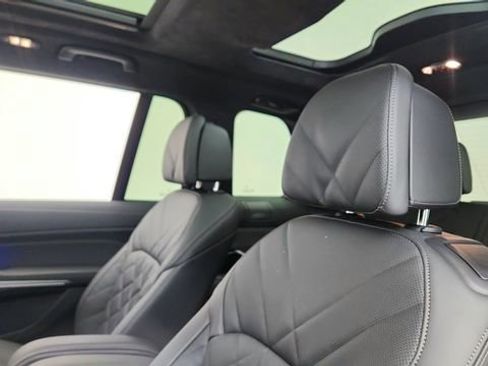 Used 2026 BMW X7 xDrive40i w/ M Sport Package image 34