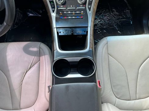 Used 2016 Lincoln MKX Reserve w/ Technology Package FWD image 33