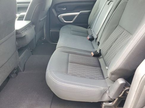 Used 2017 Nissan Titan SV AWD/4WD image 27