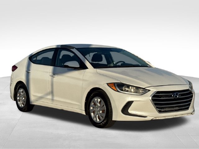 Used 2018 Hyundai Elantra SE FWD image 11