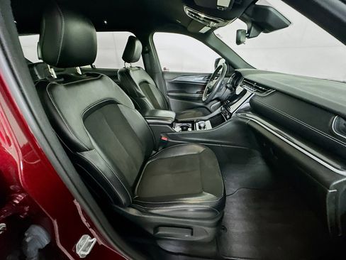 Used 2021 Jeep Grand Cherokee L Laredo image 33