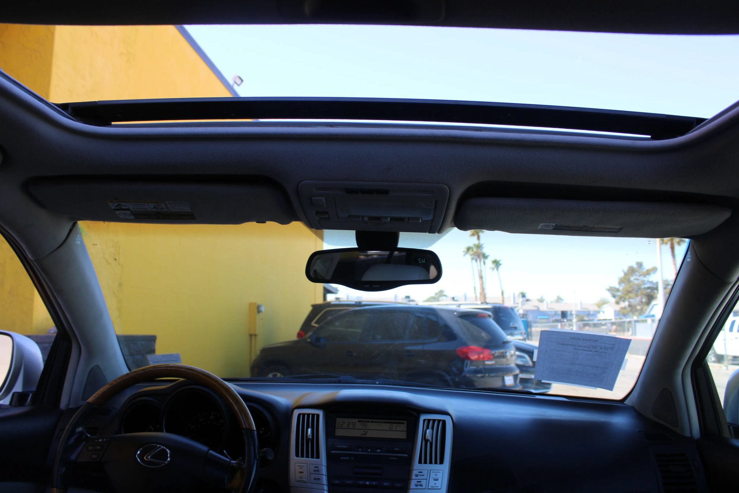 Used 2005 Lexus RX 330 FWD image 16