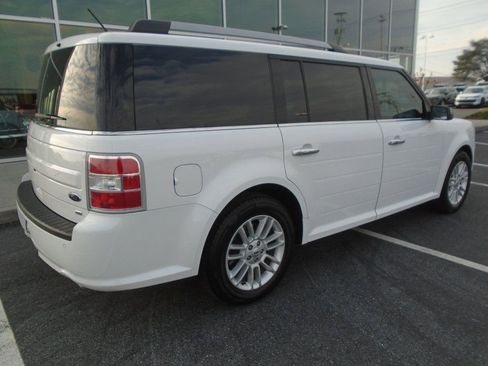 Used 2018 Ford Flex SEL w/ Equipment Group 202A image 4