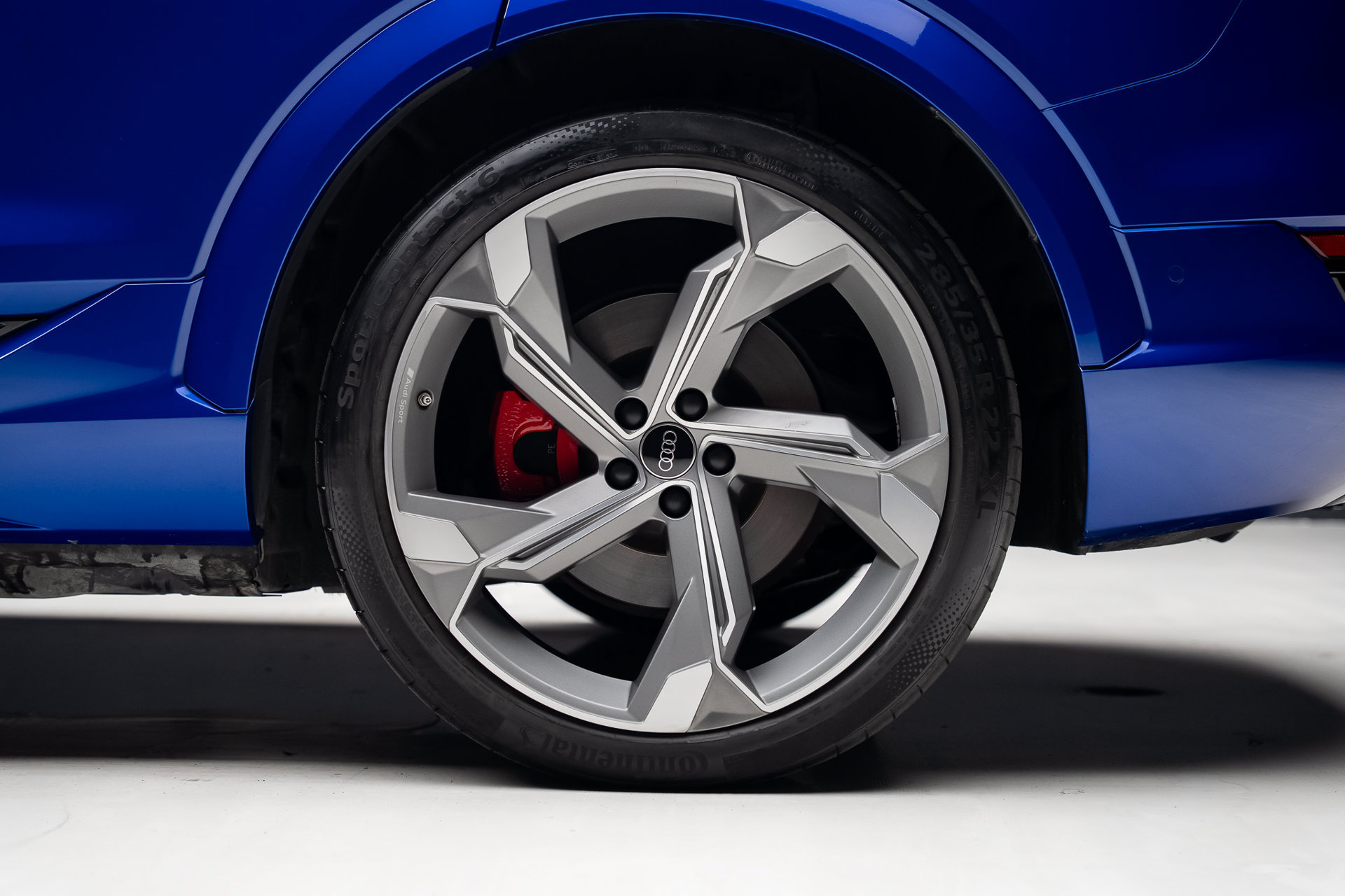 Used 2024 Audi SQ8 e-tron Premium Plus AWD/4WD image 22
