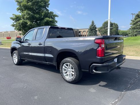 Used 2023 Chevrolet Silverado 1500 RST AWD/4WD image 3