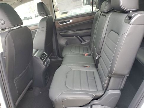 New 2026 Volkswagen Atlas SEL AWD/4WD image 14