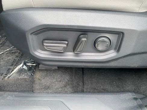New 2026 Toyota Tundra SR5 AWD/4WD image 22