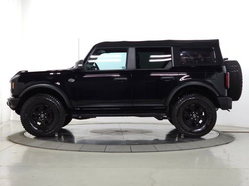 Used 2022 Ford Bronco Wildtrak image 4