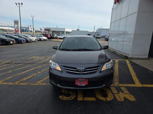 Used 2013 Toyota Corolla LE image 10