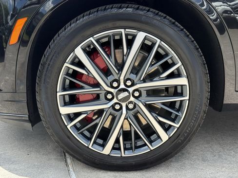 Used 2023 Cadillac XT6 Sport AWD/4WD image 12