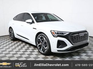 Used 2024 Audi Q8 e-tron Premium Plus w/ Premium Plus Package AWD/4WD video 1