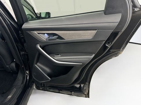 Used 2021 Jaguar F-PACE S image 33