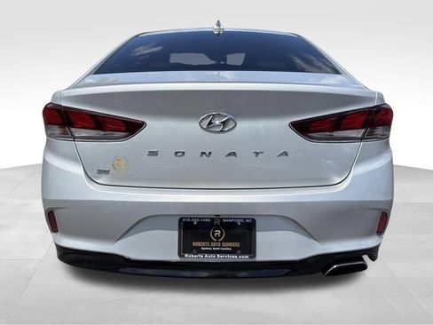 Used 2019 Hyundai Sonata SE FWD image 4