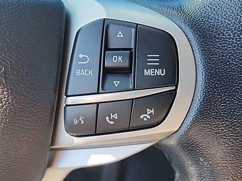 Used 2021 Ford Explorer XLT image 30