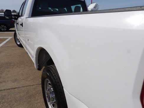 Used 2022 Ford F250 XL w/ Power Equipment Group image 17