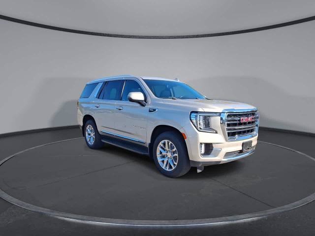 Used 2022 GMC Yukon SLT w/ SLT Premium Package AWD/4WD image 2