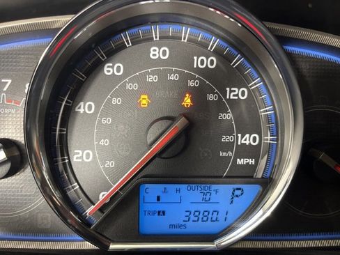 Used 2014 Toyota RAV4 Limited image 28